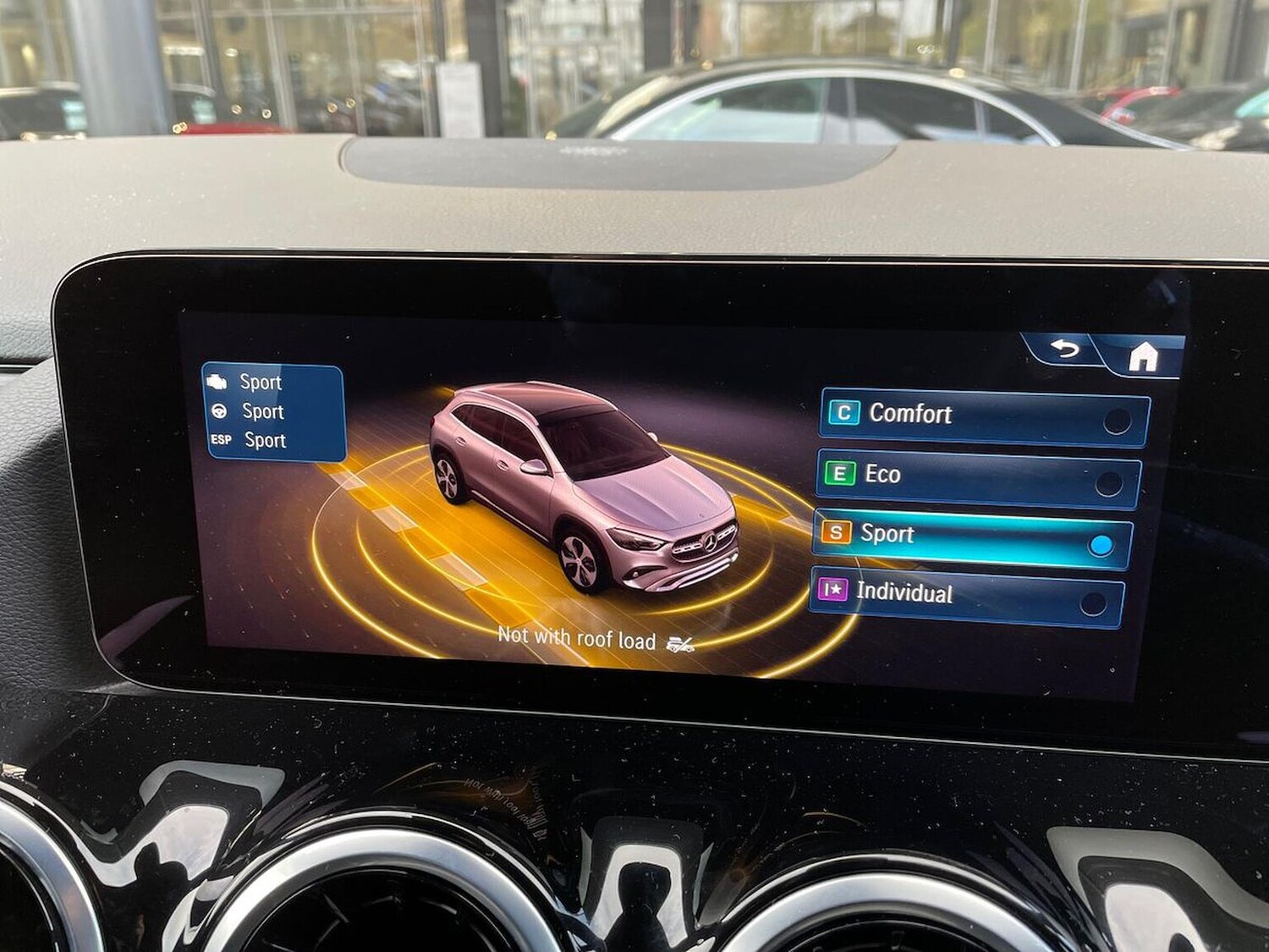 Used Mercedes-Benz GLA 2024 for sale - 76946969: Photo 25