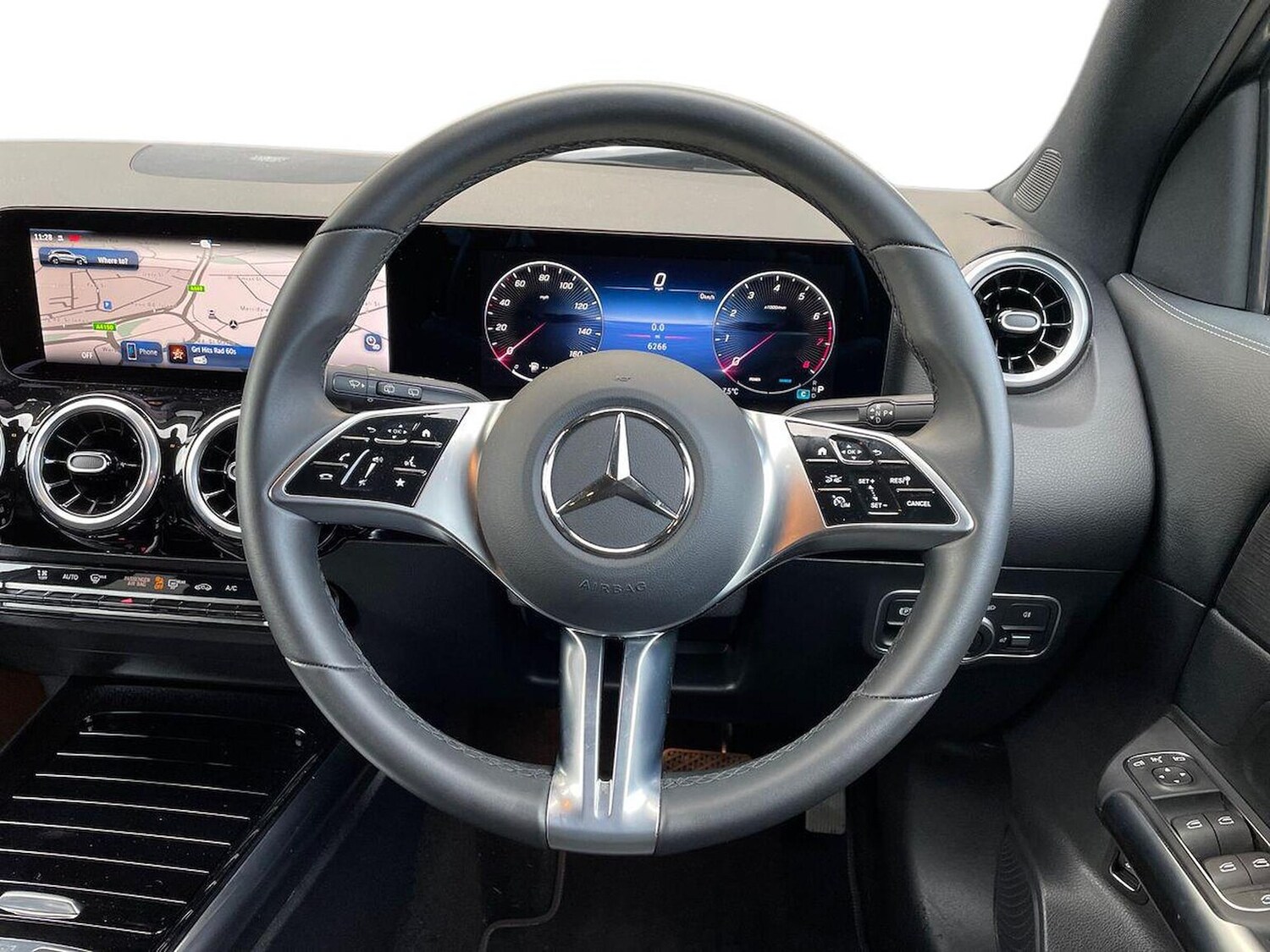 Used Mercedes-Benz GLA 2024 for sale - 76946969: Photo 9