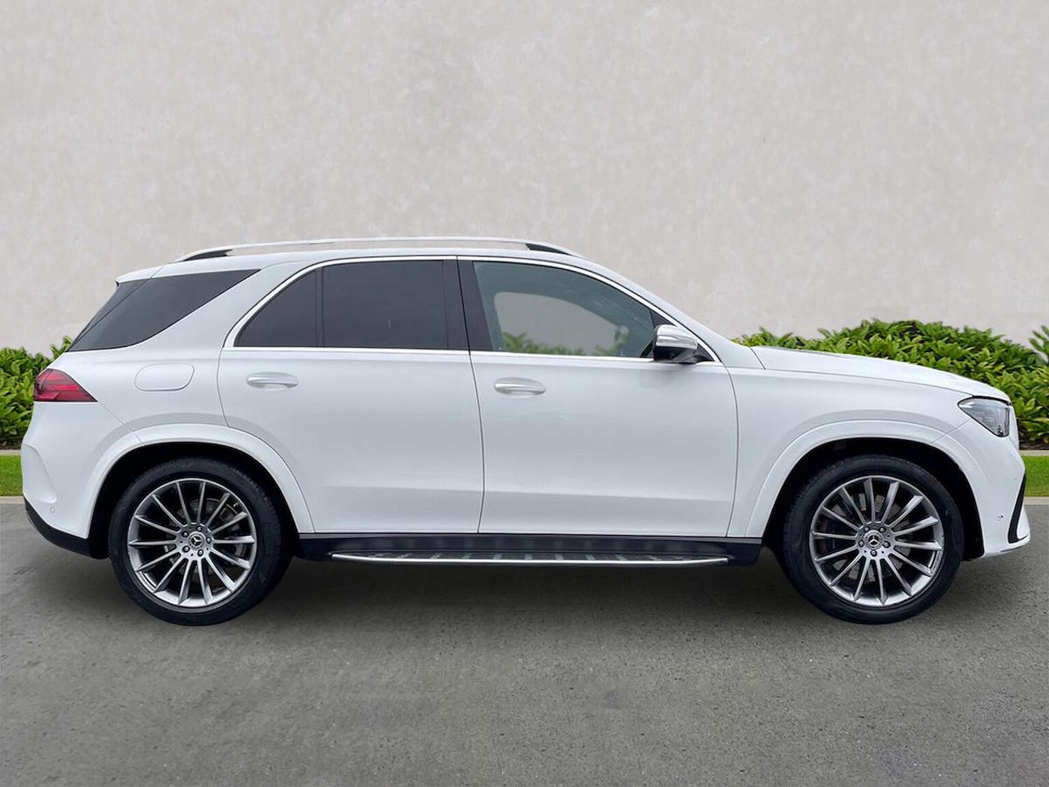 Used Mercedes-Benz GLE 2023 for sale - 76559842: Photo 3