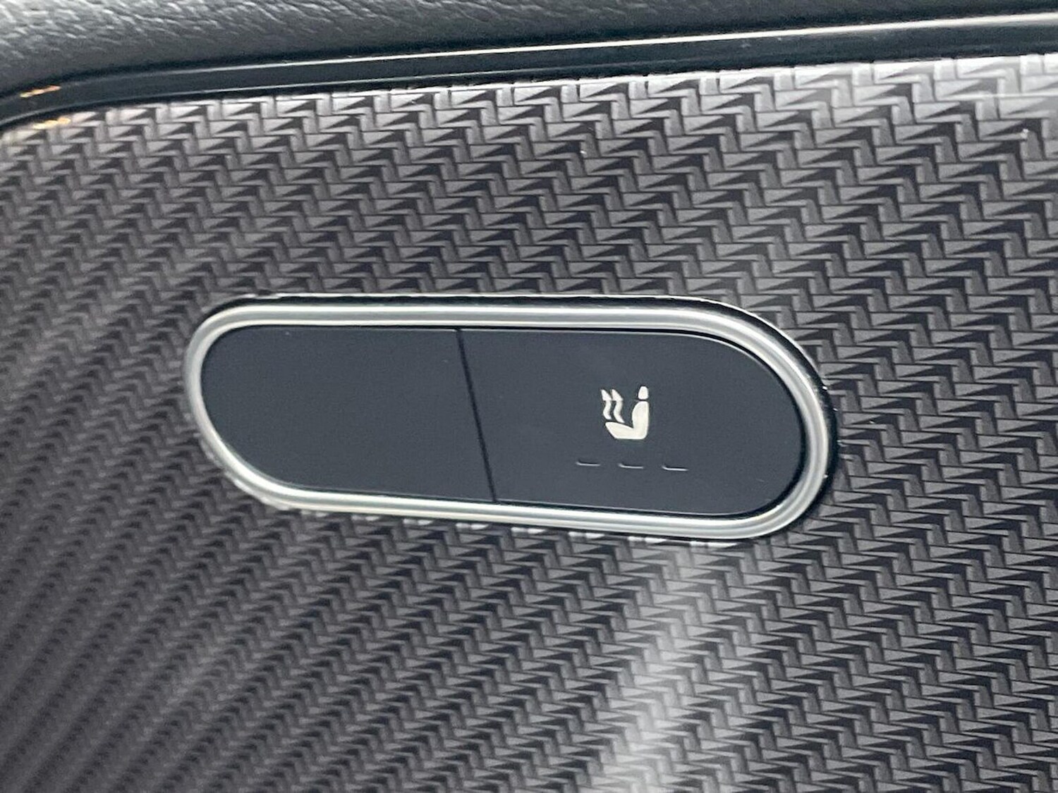 Used Mercedes-Benz GLA 2021 for sale - 77530583: Photo 32