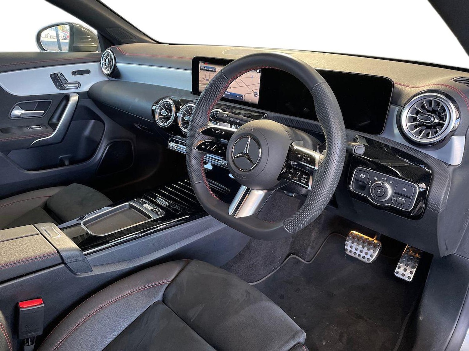 Used Mercedes-Benz CLA 2025 for sale - 76127260: Photo 15