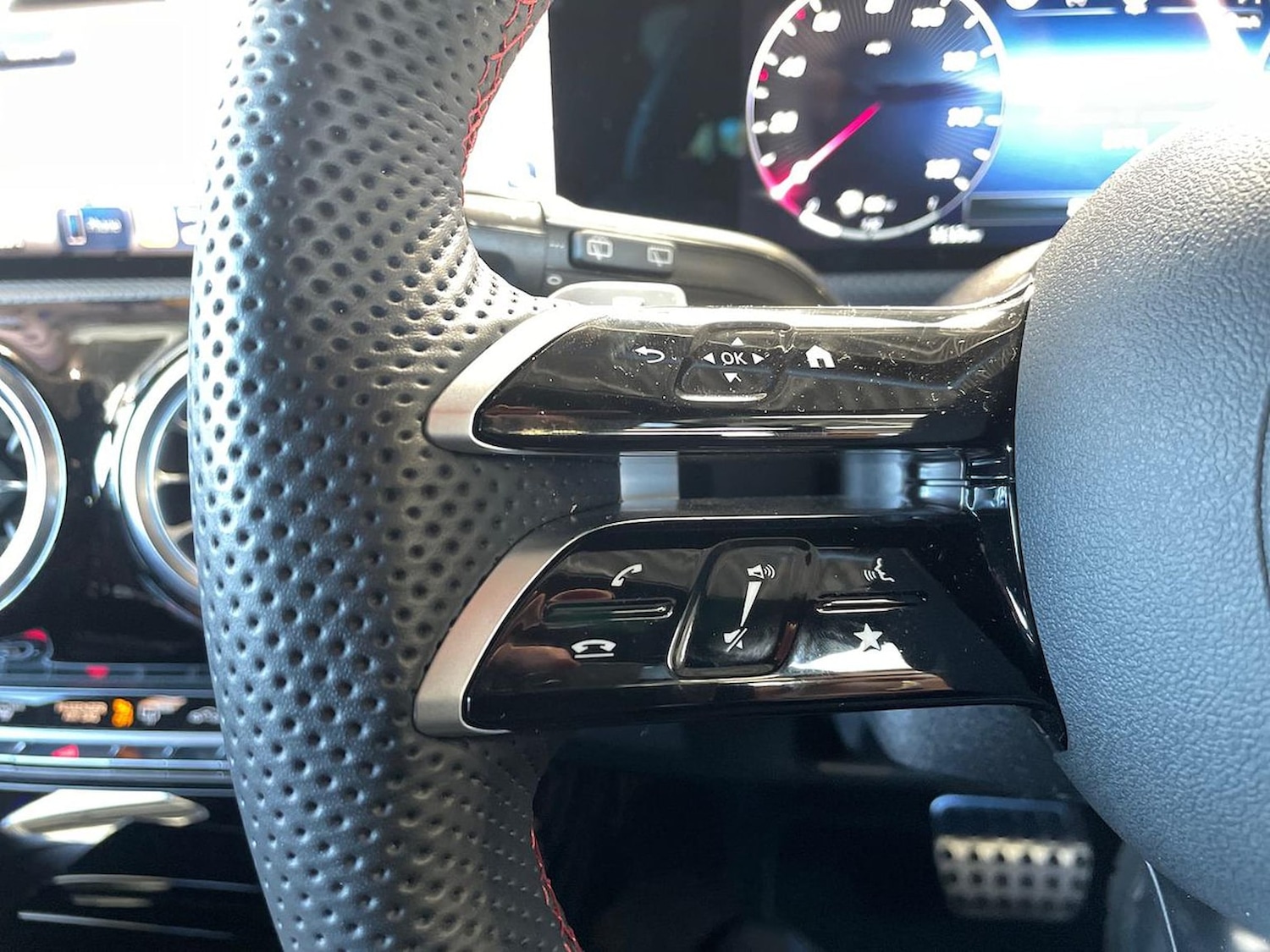 Used Mercedes-Benz CLA 2025 for sale - 76127260: Photo 26