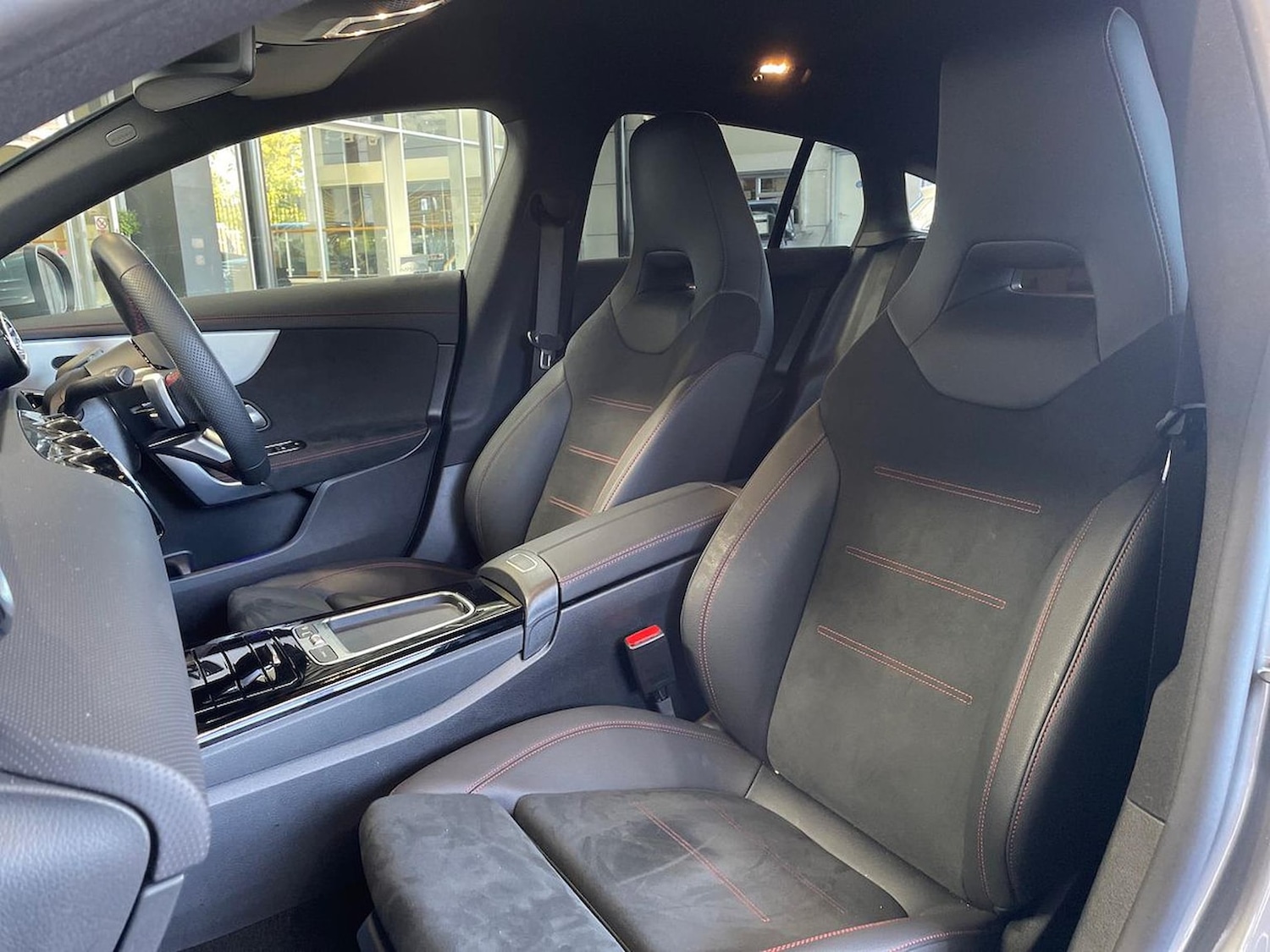 Used Mercedes-Benz CLA 2025 for sale - 76127260: Photo 31