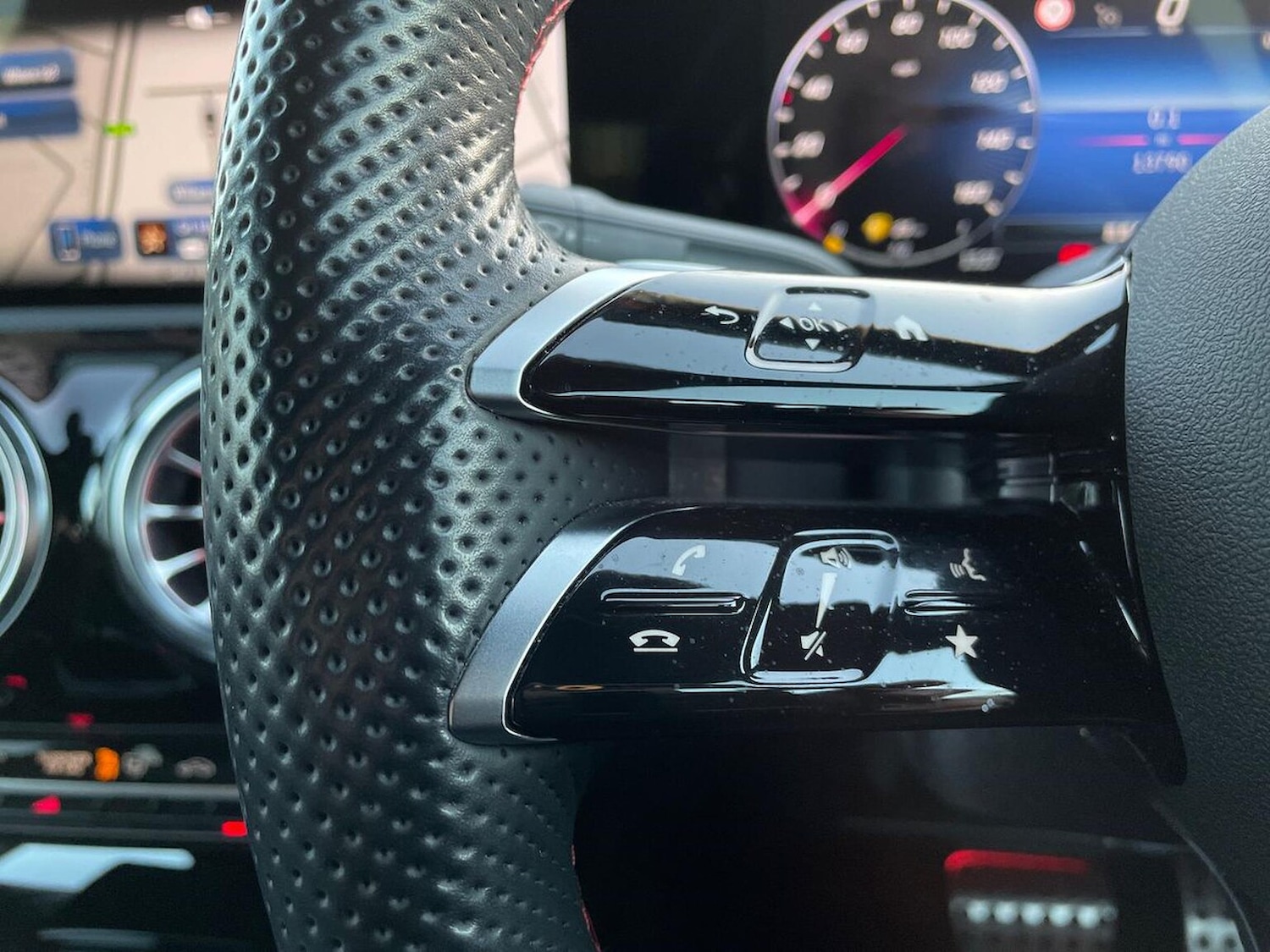 Used Mercedes-Benz CLA 2023 for sale - 77024308: Photo 28