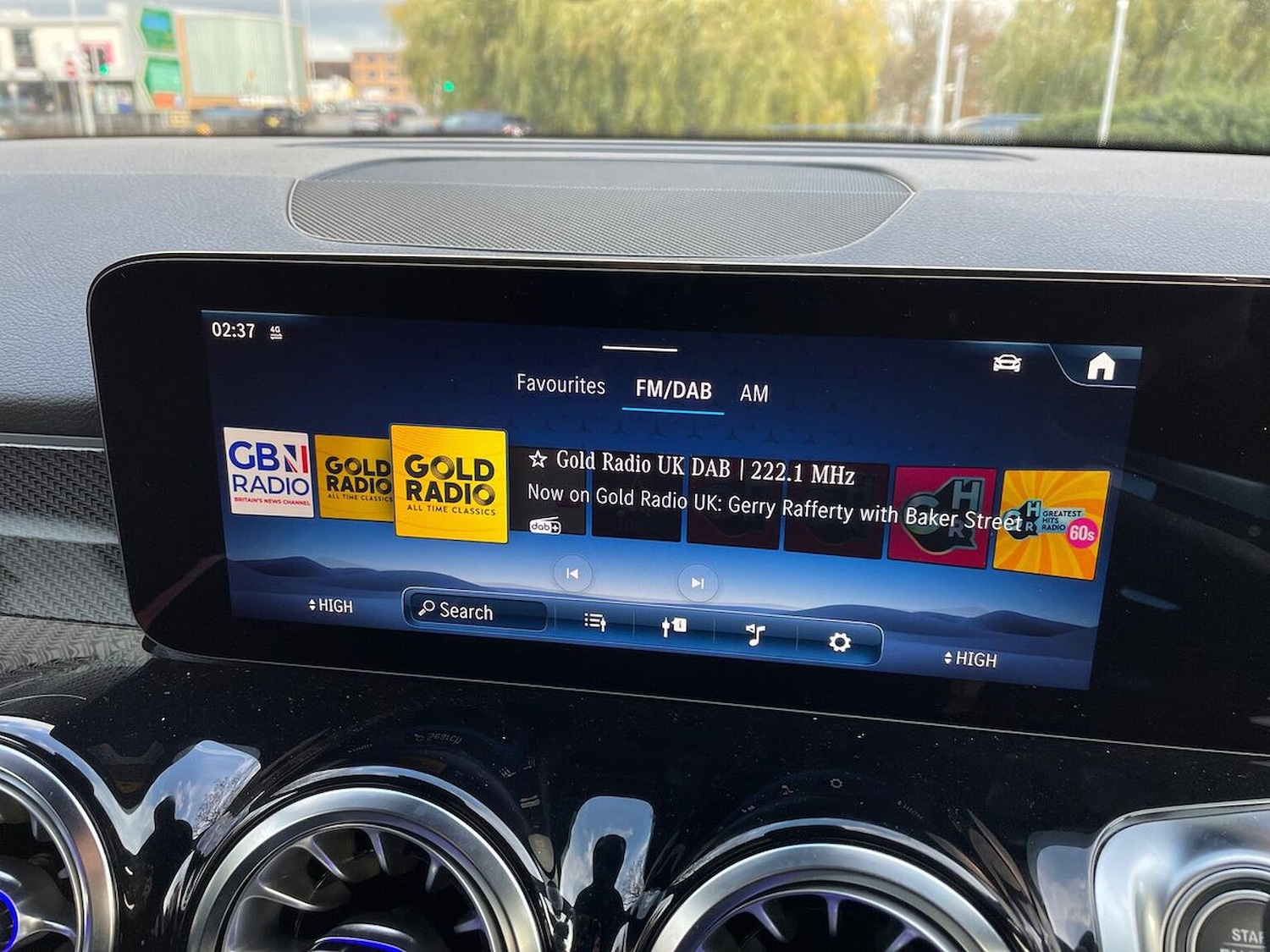 Used Mercedes-Benz GLB 2024 for sale - 76383357: Photo 12