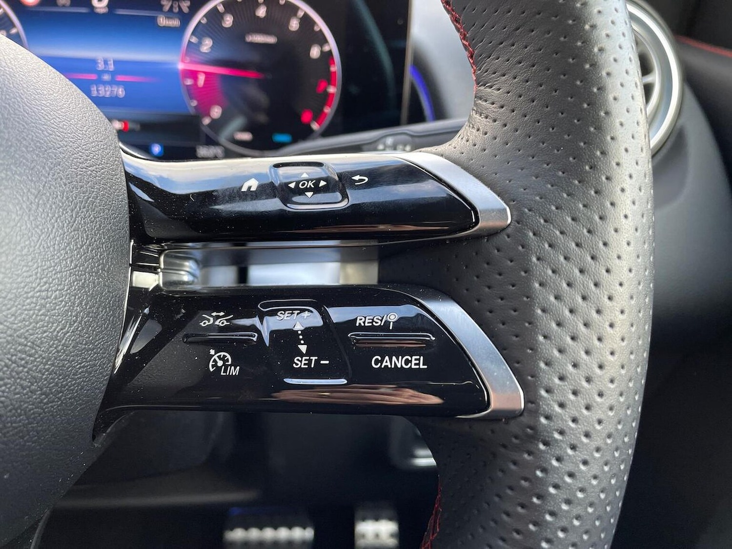 Used Mercedes-Benz GLB 2024 for sale - 76383357: Photo 27