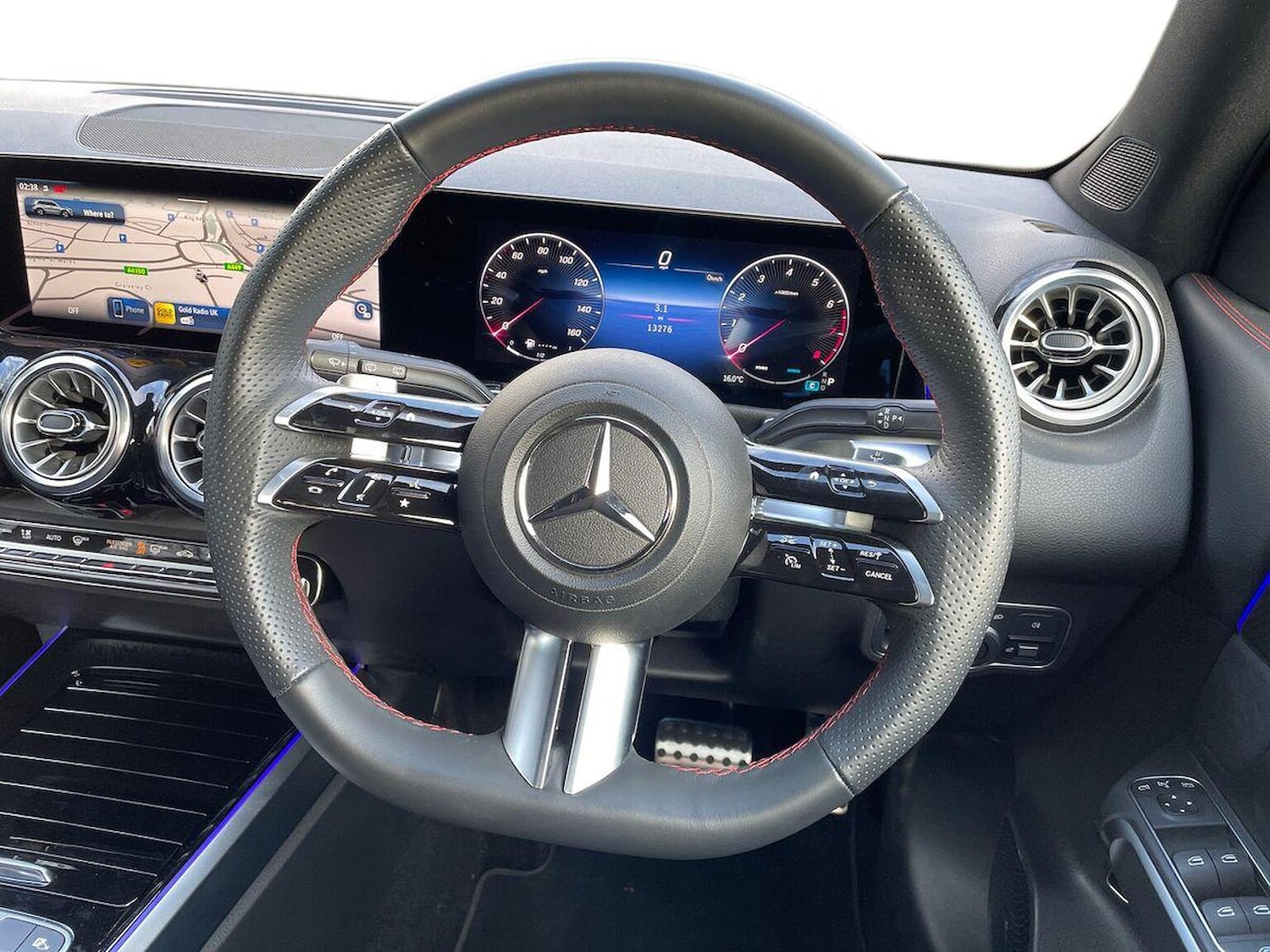 Used Mercedes-Benz GLB 2024 for sale - 76383357: Photo 9