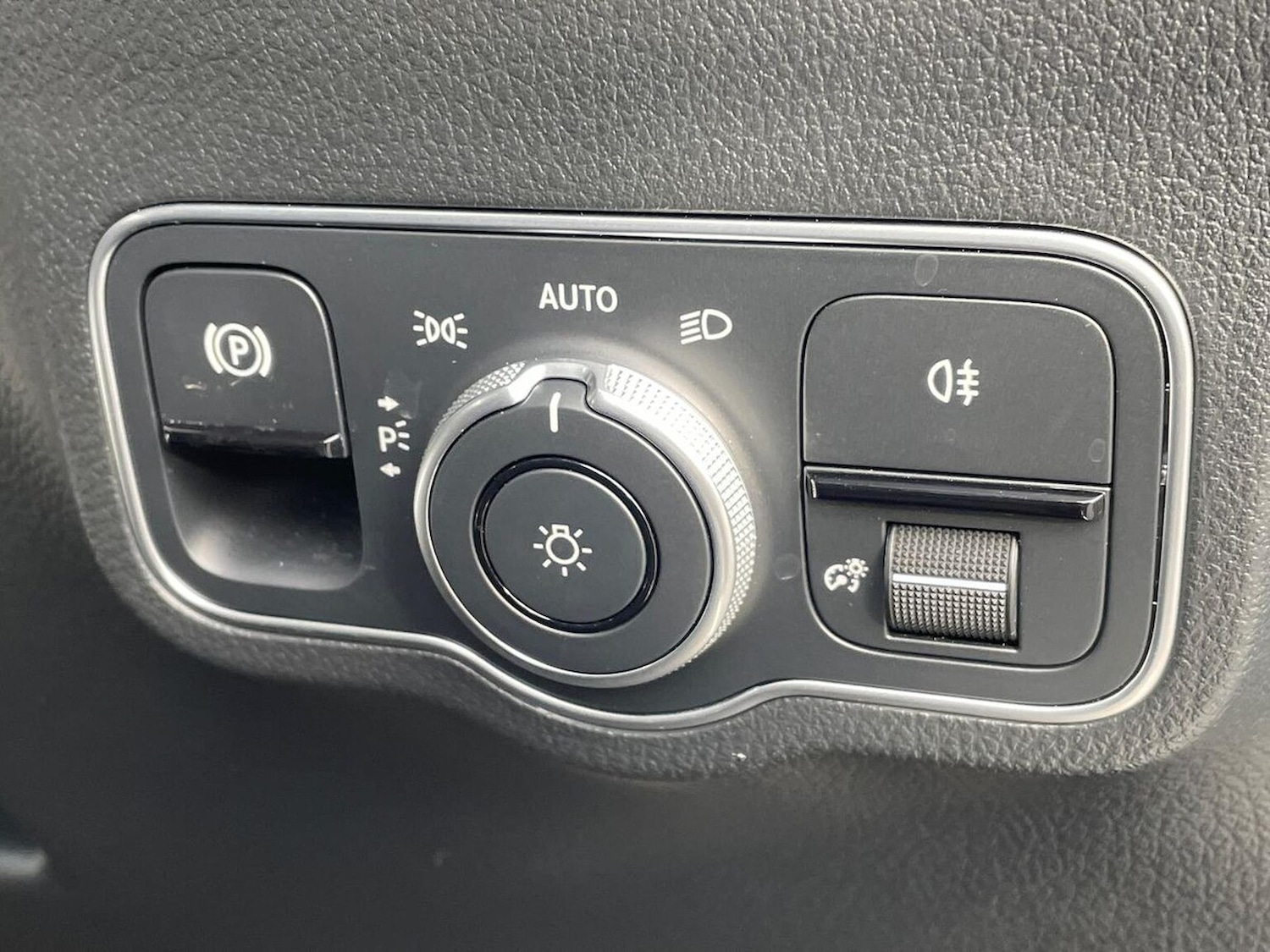 Used Mercedes-Benz GLA 2024 for sale - 76383381: Photo 22