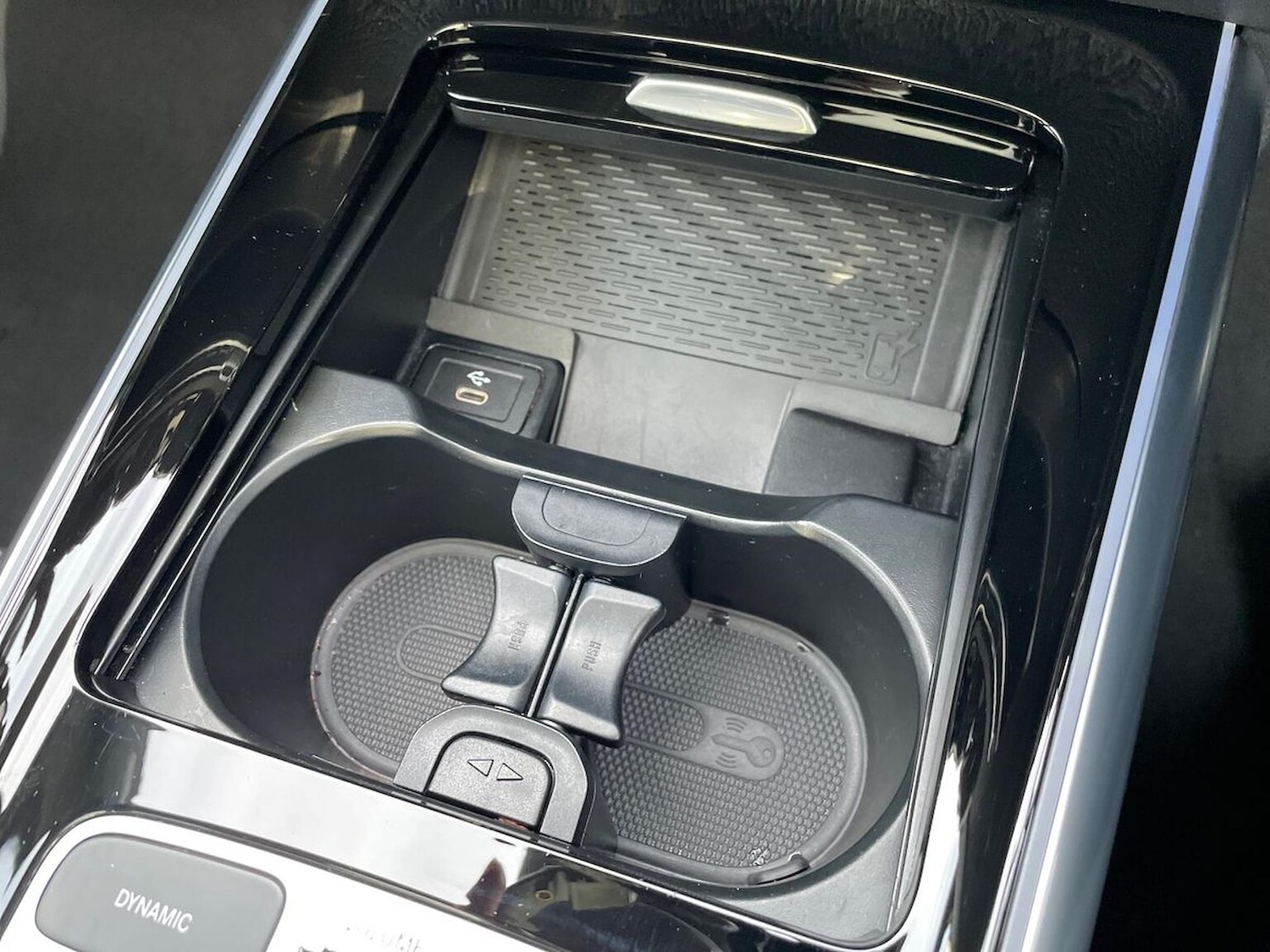 Used Mercedes-Benz GLA 2024 for sale - 76383381: Photo 32