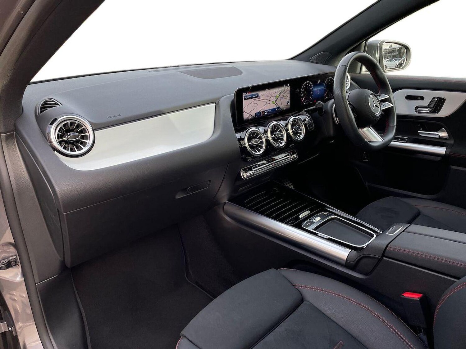 Used Mercedes-Benz GLA 2024 for sale - 76383381: Photo 7