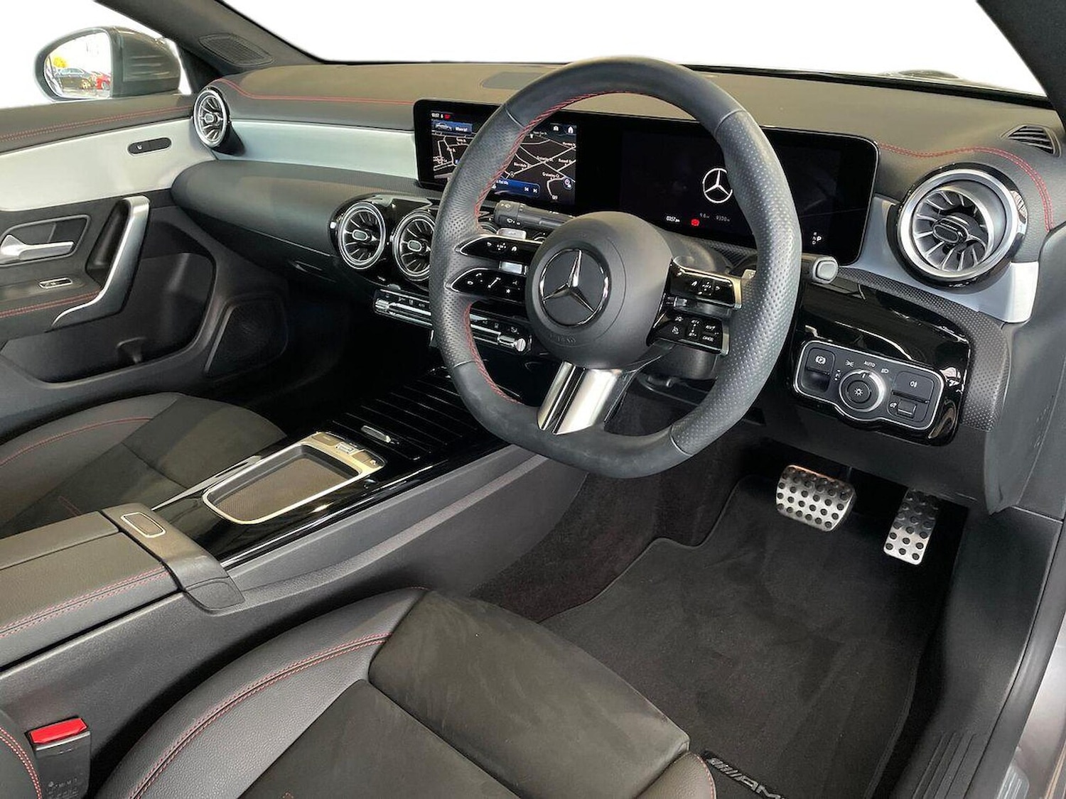 Used Mercedes-Benz CLA 2024 for sale - 76402448: Photo 15