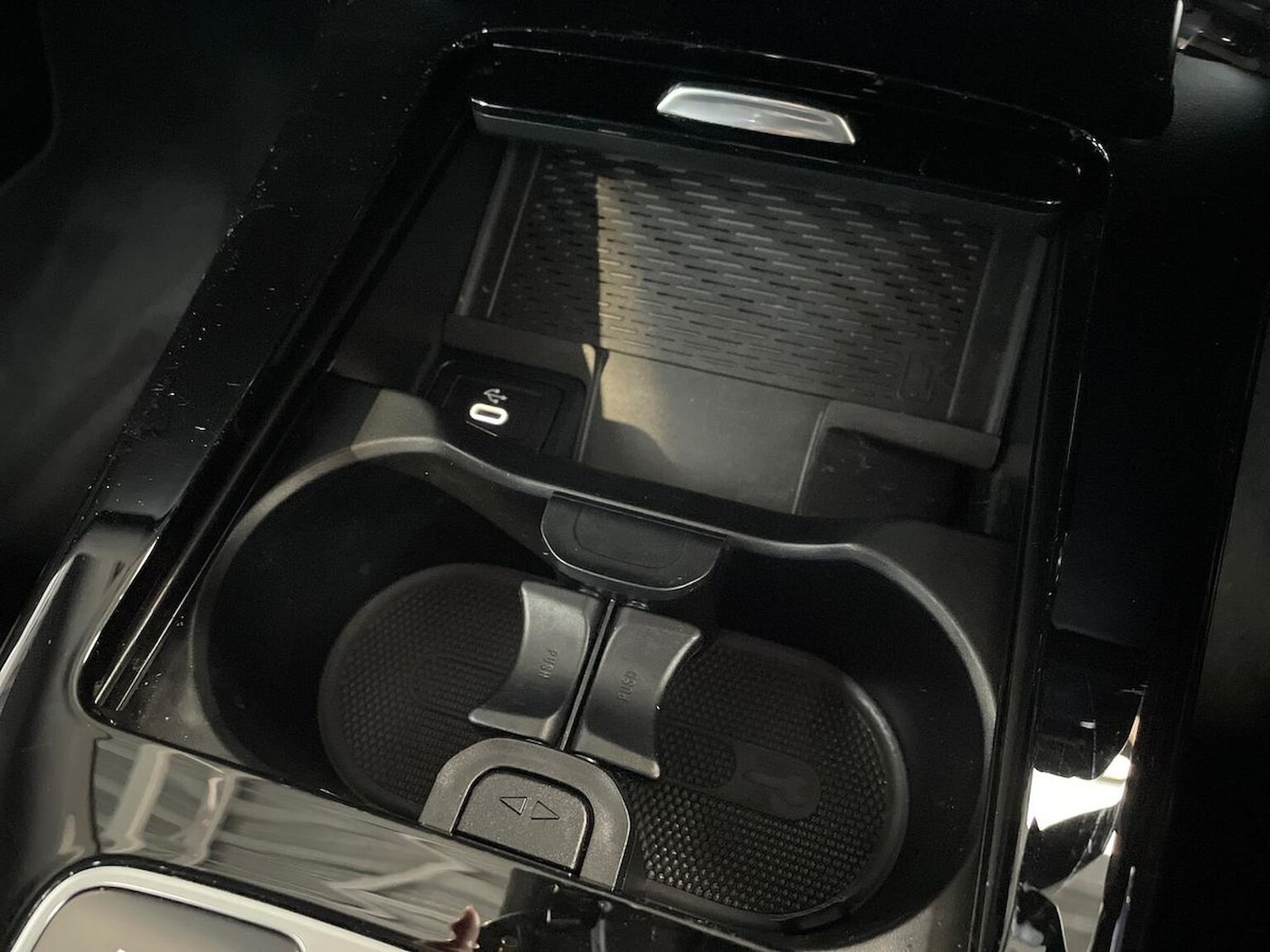 Used Mercedes-Benz CLA 2024 for sale - 76402448: Photo 32