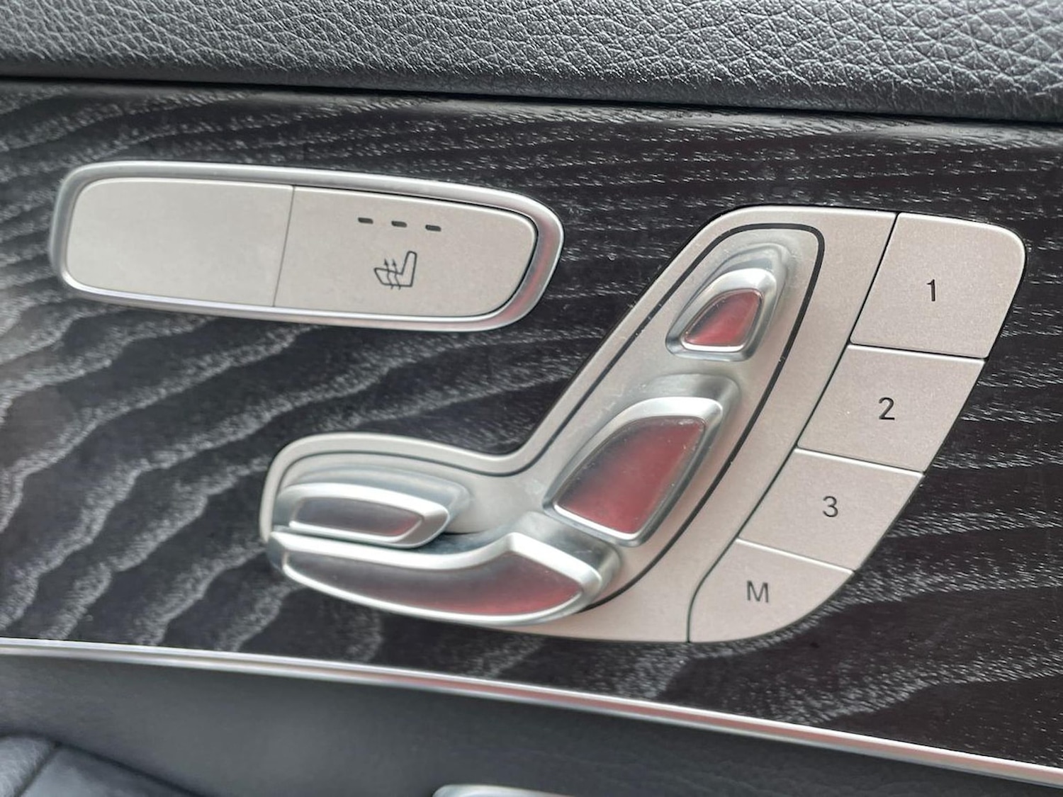 Used Mercedes-Benz C Class 2020 for sale - 76450608: Photo 30