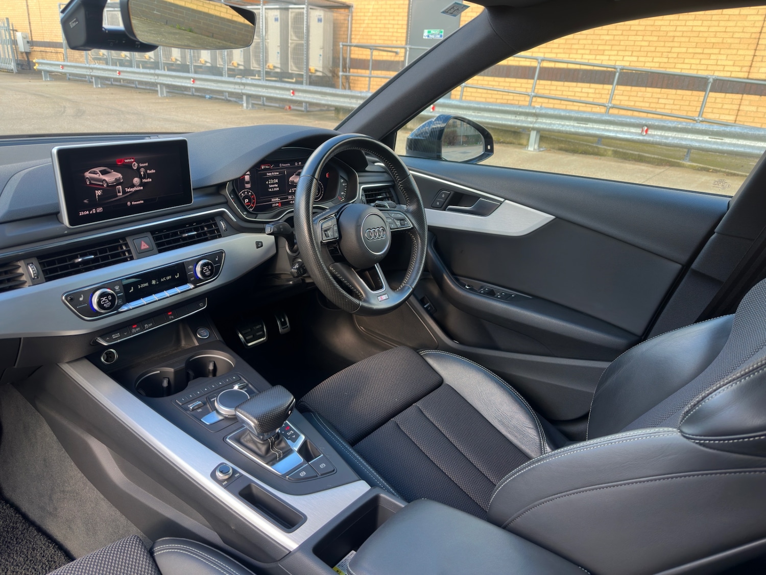 Used Audi A4 2017 for sale - 77558914: Photo 15