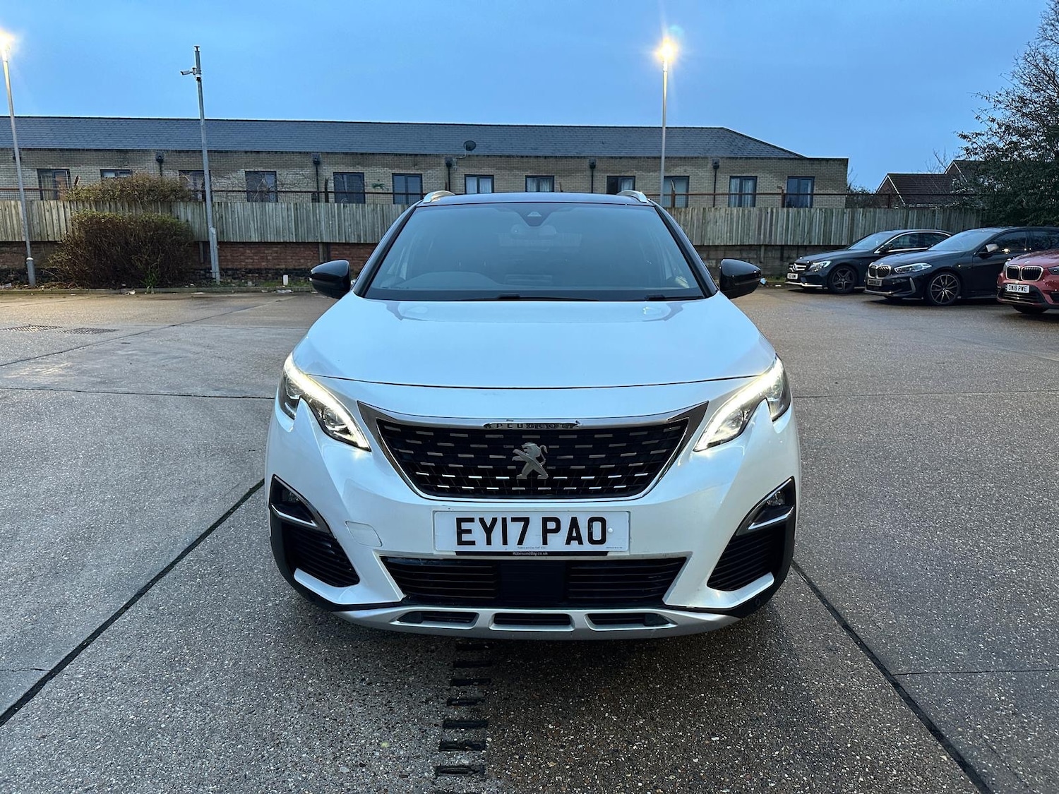 Used Peugeot 3008 2017 for sale - 77535712: Photo 2