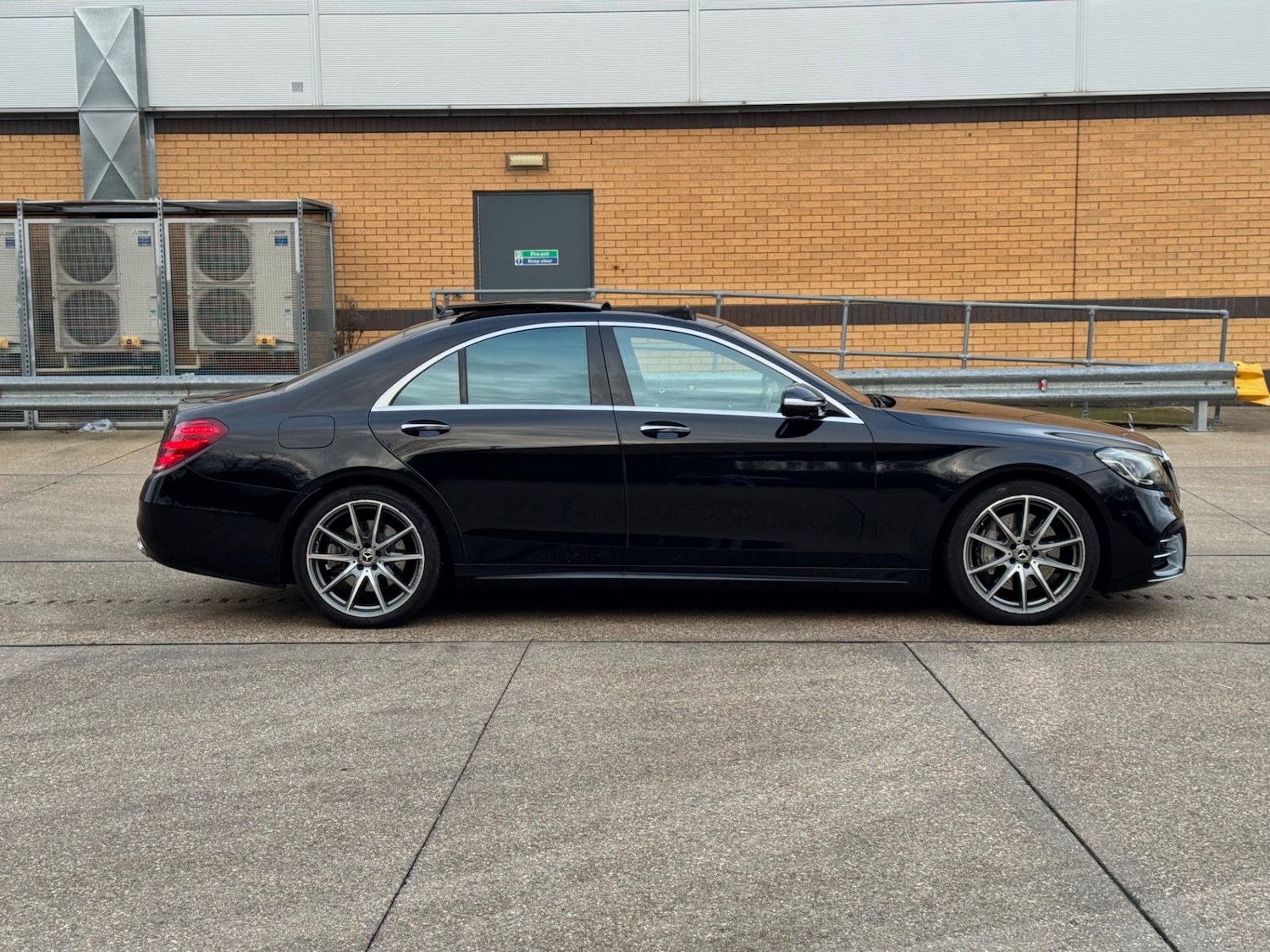 Used Mercedes-Benz S Class 2019 for sale - 77423754: Photo 4