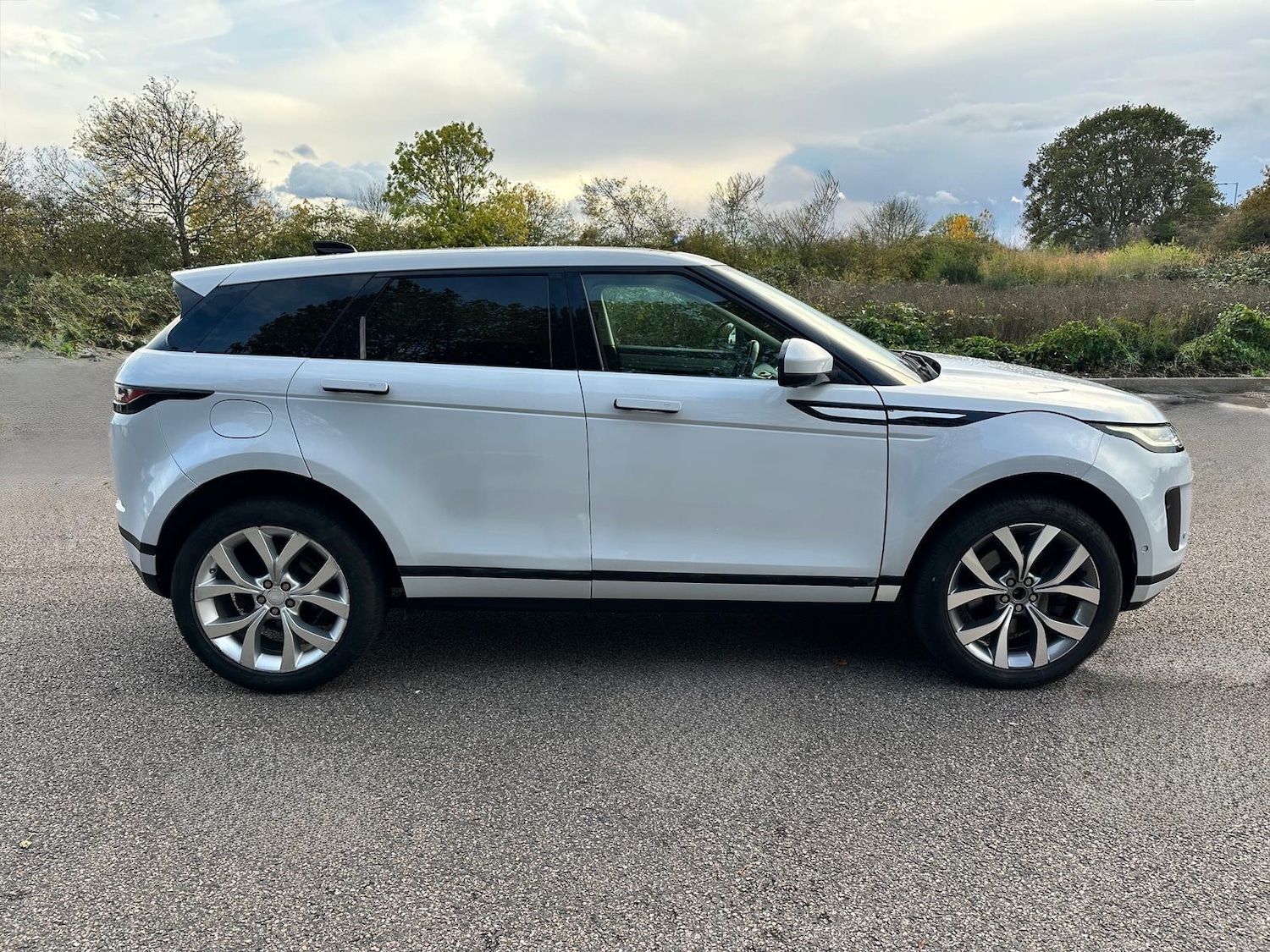 Used Land Rover Range Rover Evoque 2019 for sale - 76364867: Photo 6