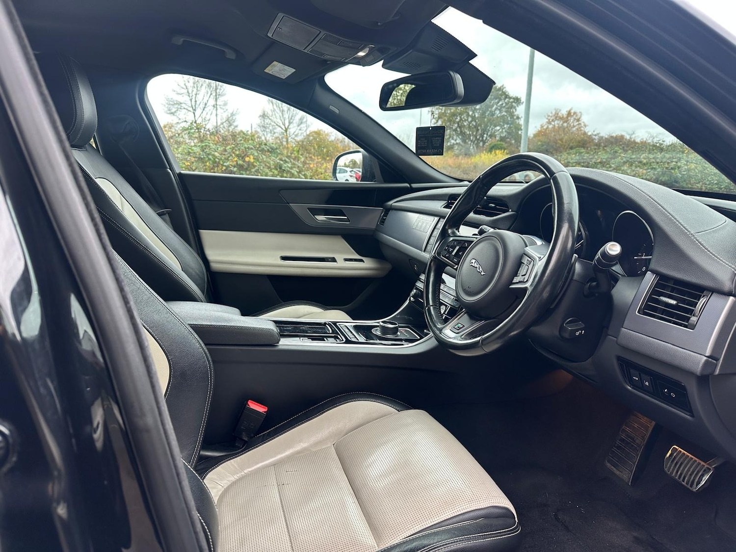 Used Jaguar XF 2017 for sale - 76437206: Photo 13