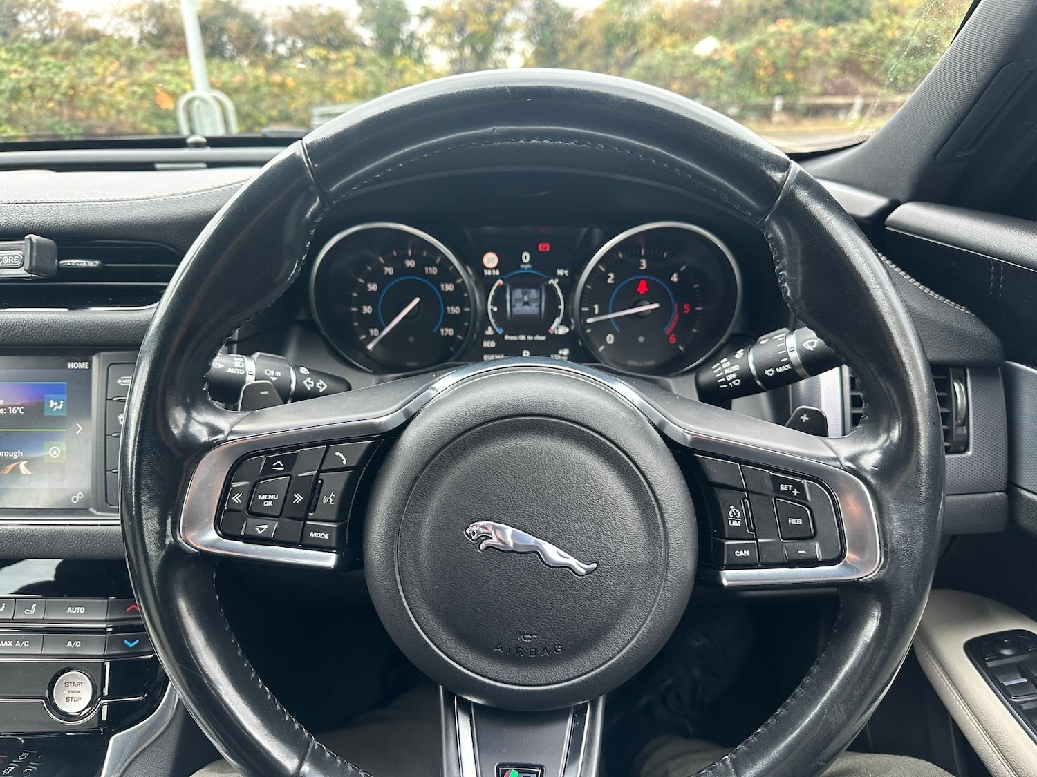 Used Jaguar XF 2017 for sale - 76437206: Photo 15