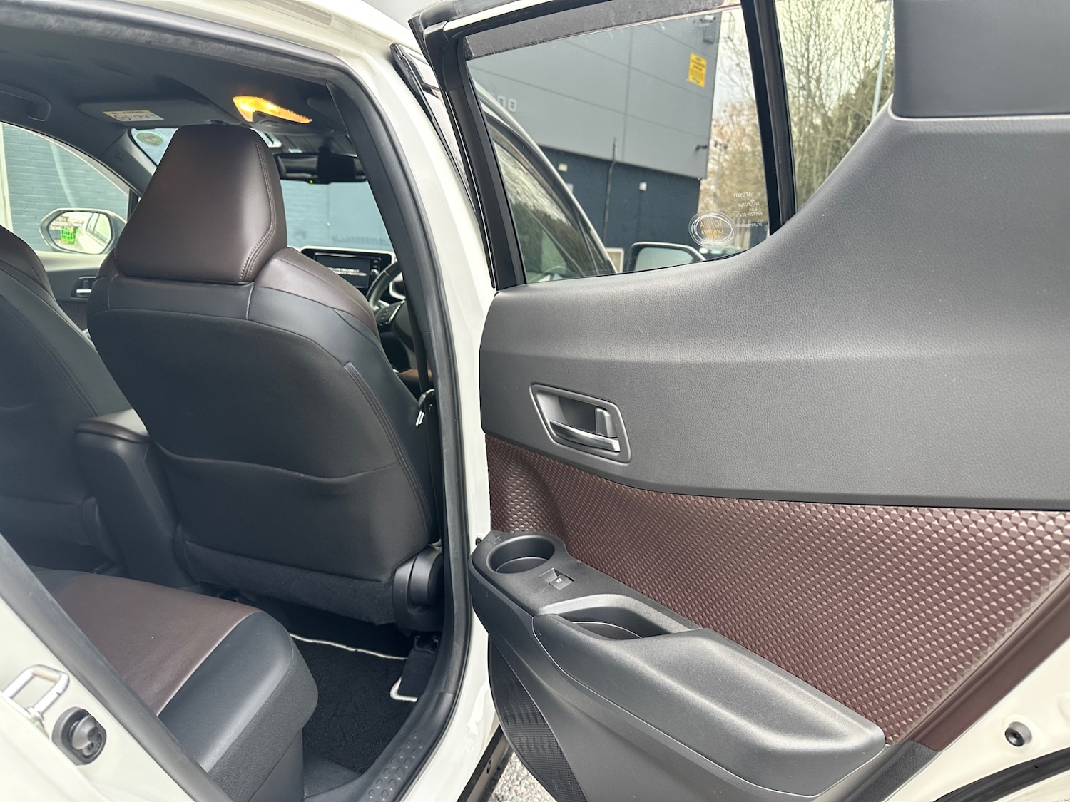 Used Toyota C-HR 2018 for sale - 77162435: Photo 16