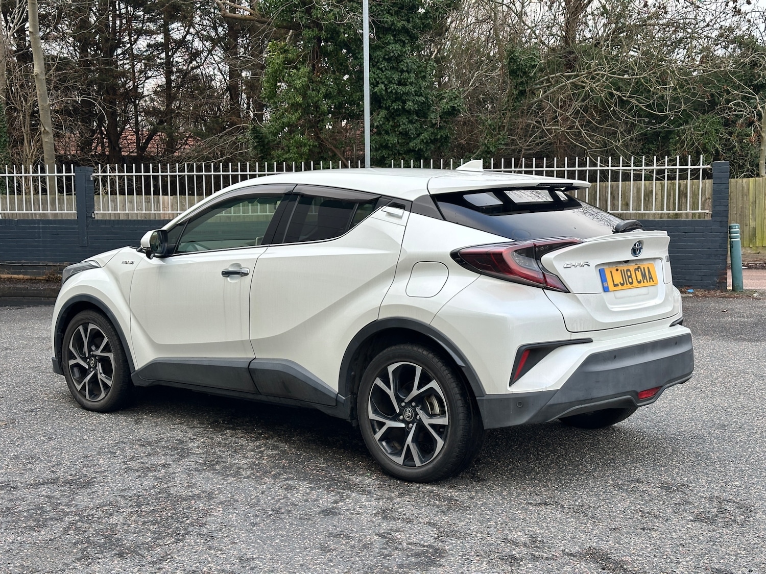 Used Toyota C-HR 2018 for sale - 77162435: Photo 5