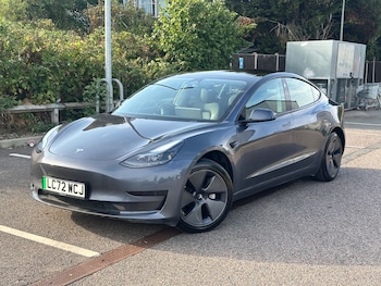2022 (72) - RWD 4dr Auto