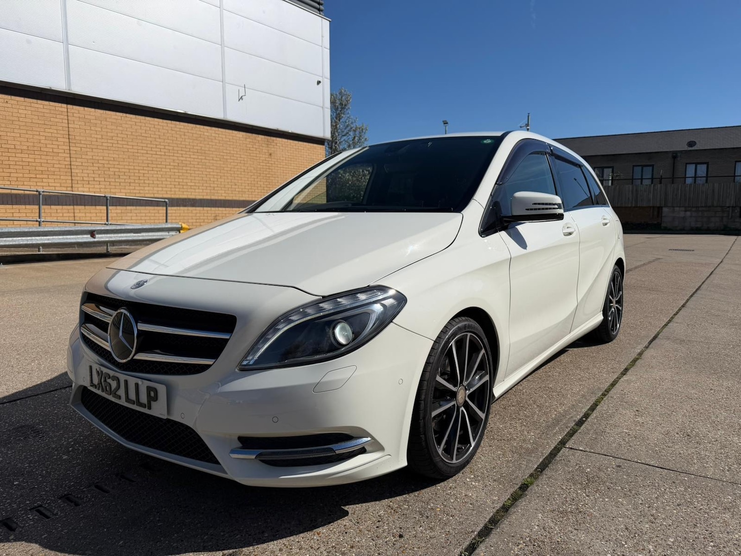 Used Mercedes-Benz B Class 2012 for sale - 78031932: Photo 1