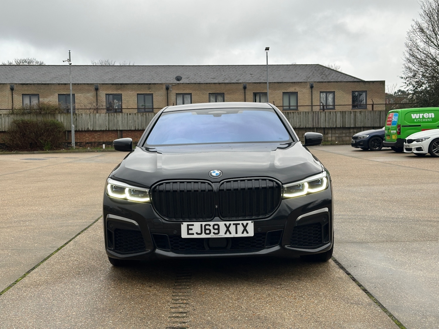 Used BMW 7 Series 2019 for sale - 77616936: Photo 2