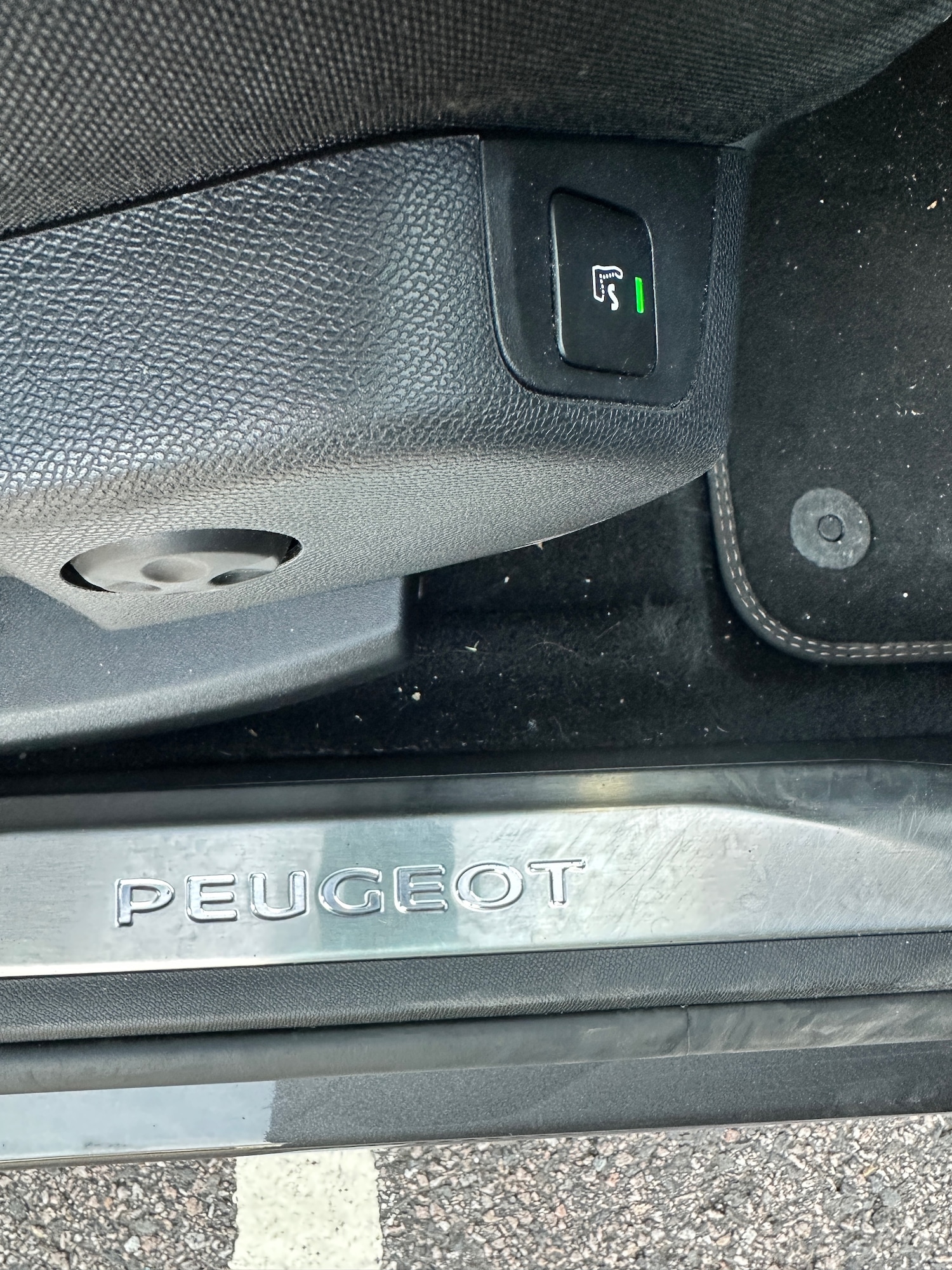 Used Peugeot 3008 2019 for sale - 76363451: Photo 25