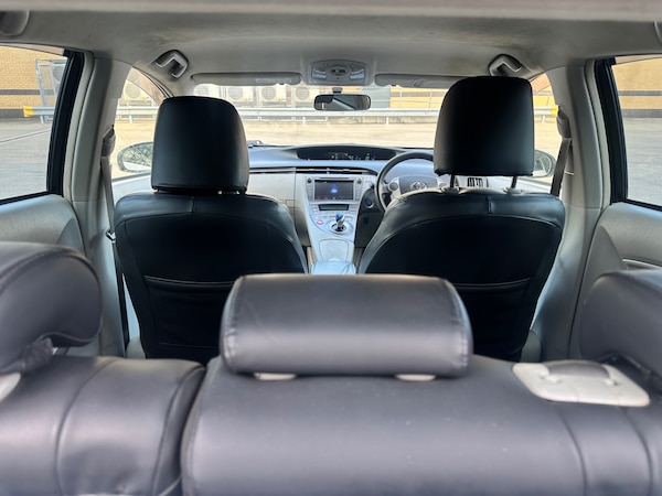 Used Toyota Prius 2014 for sale - 74010639: Photo 10