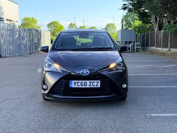 Used Toyota Yaris 2018 for sale - 78415399: Photo