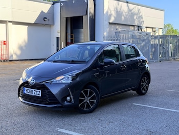 Used Toyota Yaris 2018 for sale - 78415399: Photo