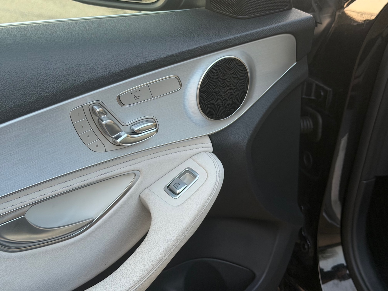 Used Mercedes-Benz C Class 2015 for sale - 77781988: Photo 13