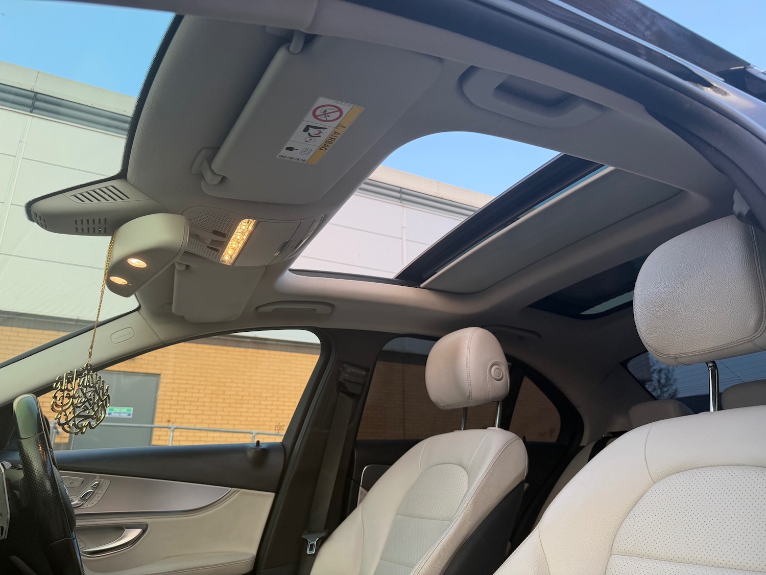 Used Mercedes-Benz C Class 2015 for sale - 77781988: Photo 22