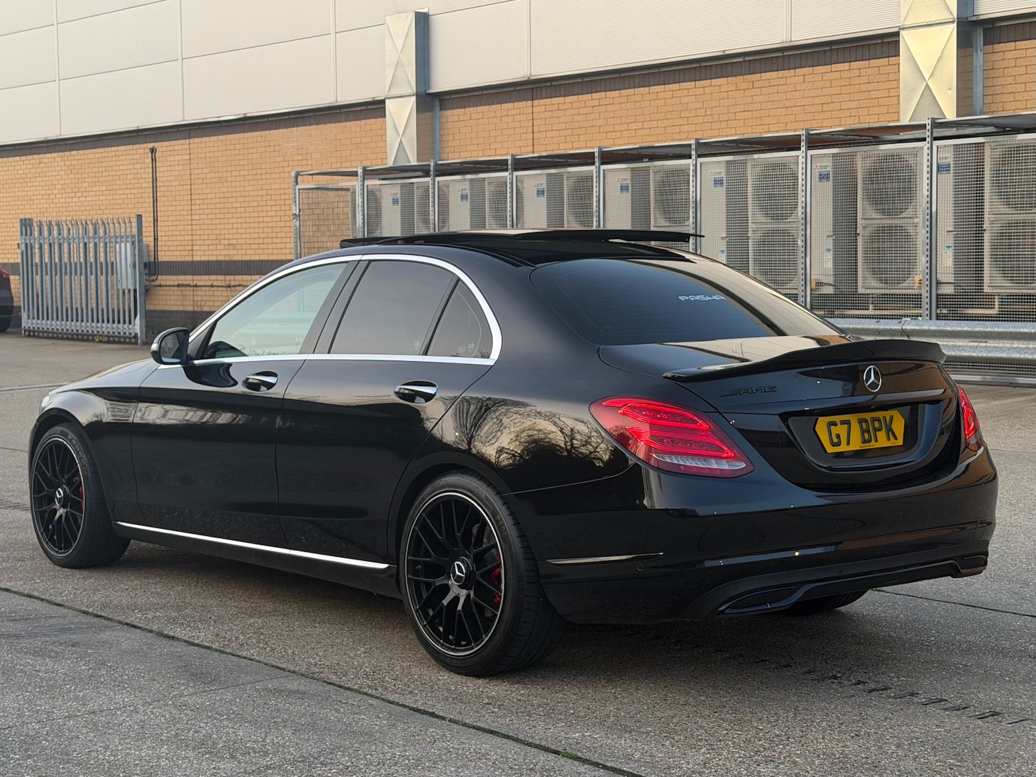 Used Mercedes-Benz C Class 2015 for sale - 77781988: Photo 5