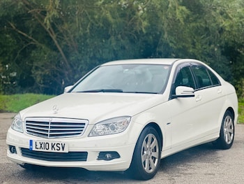 2024 (10) - C200 CGI 4-Door