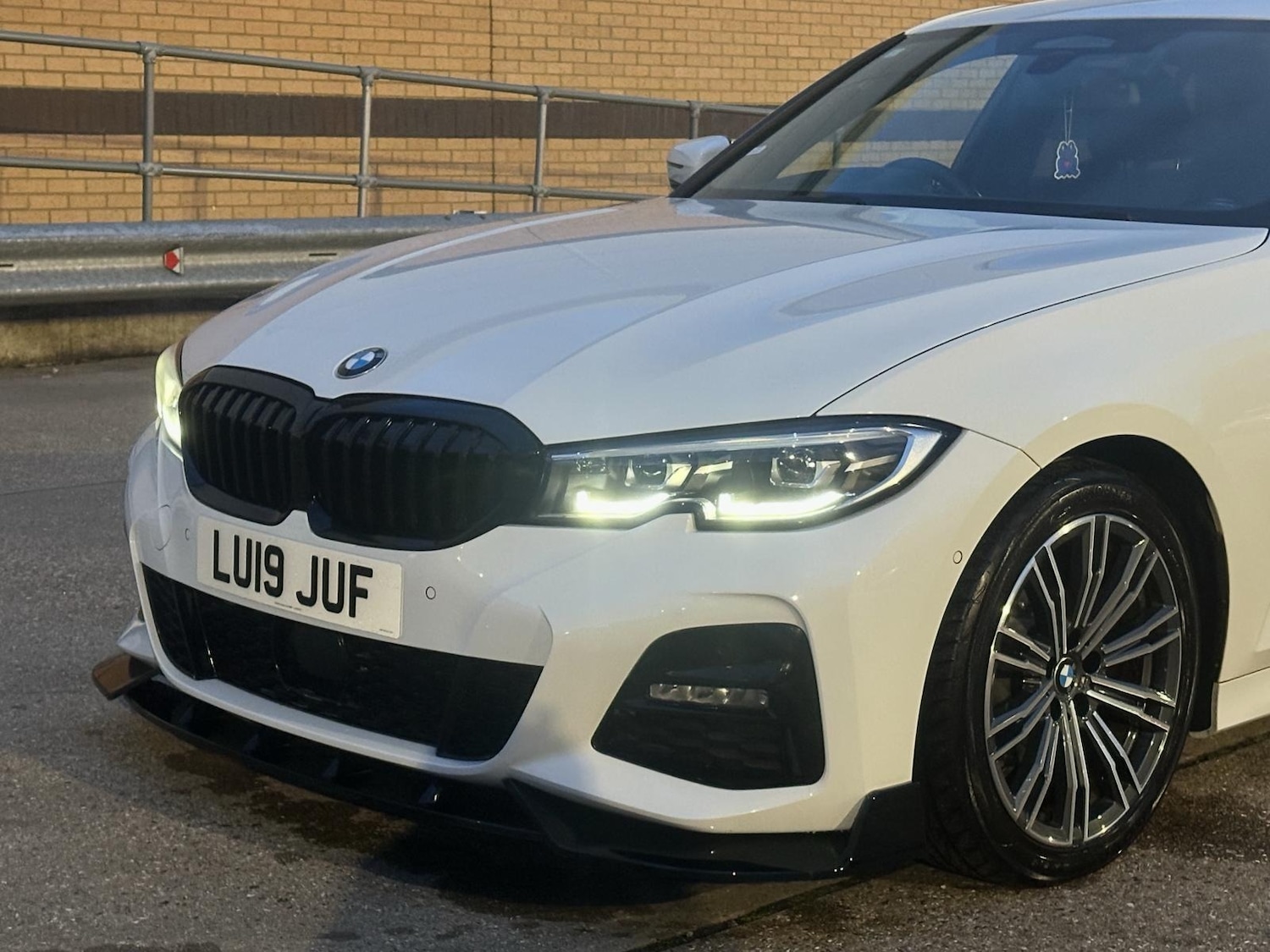 Used BMW 3 Series 2019 for sale - 77475963: Photo 11