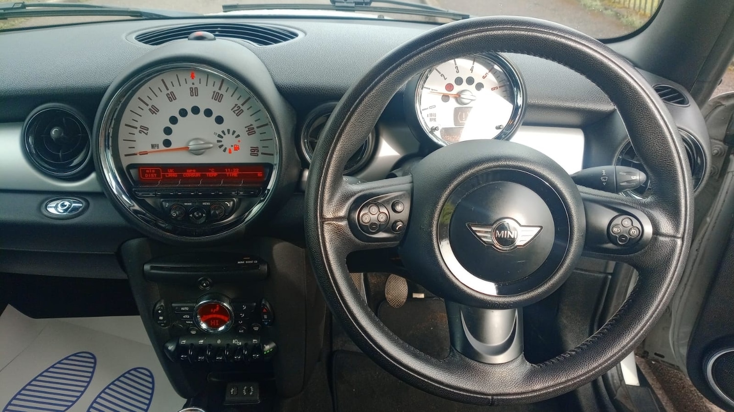 Used MINI Convertible 2013 for sale - 77579735: Photo 12