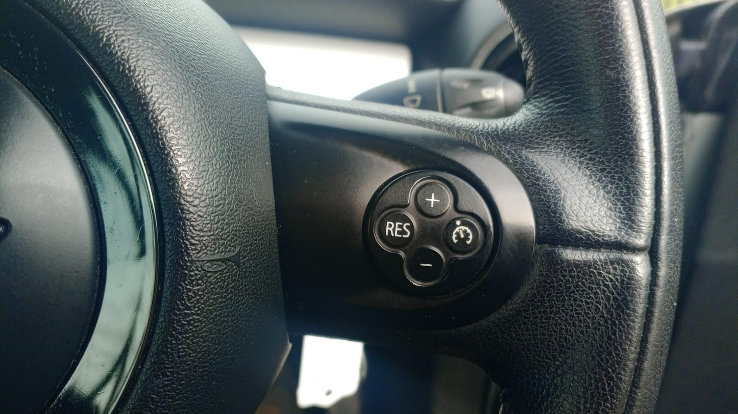 Used MINI Convertible 2013 for sale - 77579735: Photo 15