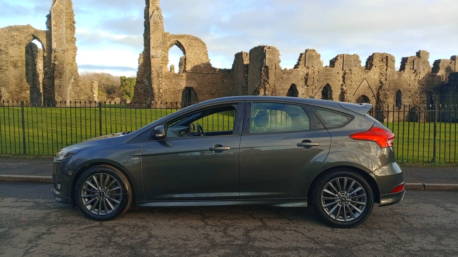 Used Ford Focus 2018 for sale - 77353848: Photo 4