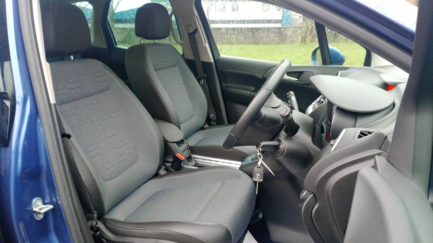 Used Vauxhall Meriva 2015 for sale - 77127572: Photo 6