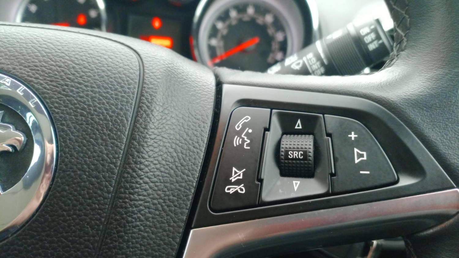 Used Vauxhall Meriva 2015 for sale - 77127572: Photo 8