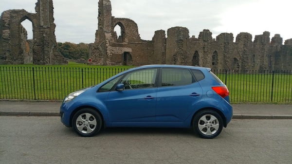 Used Kia Venga 2012 for sale - 76263776: Photo 2