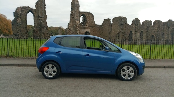 Used Kia Venga 2012 for sale - 76263776: Photo 4