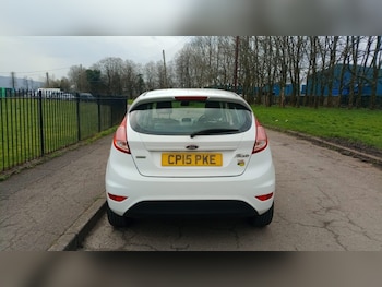 Used Ford Fiesta 2015 for sale - 77758238: Photo