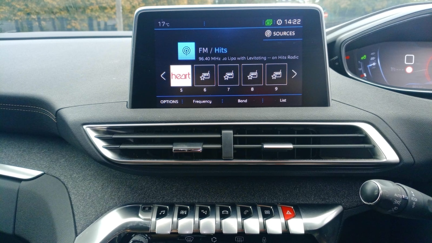 Used Peugeot 3008 2018 for sale - 76221630: Photo 13