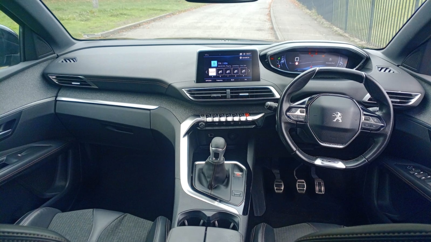 Used Peugeot 3008 2018 for sale - 76221630: Photo 9