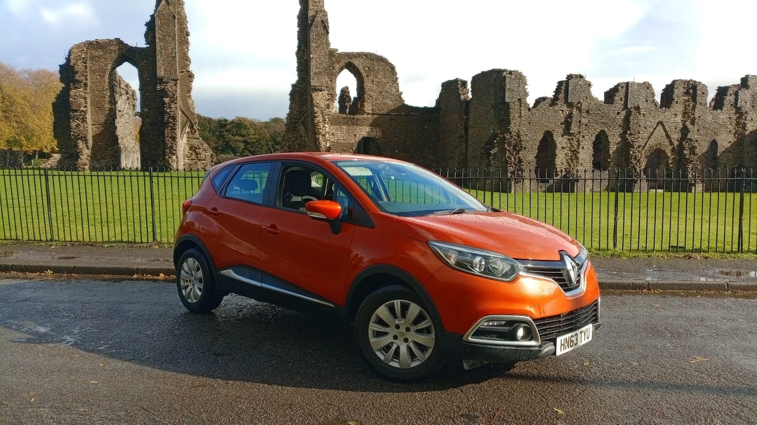 Used Renault Captur 2013 for sale - 76365005: Photo 1