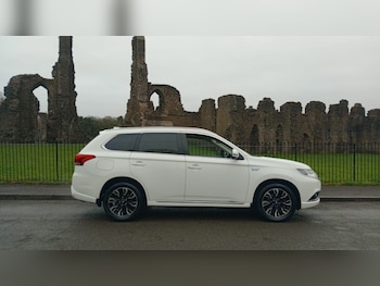 Used Mitsubishi Outlander 2015 for sale - 77830323: Photo