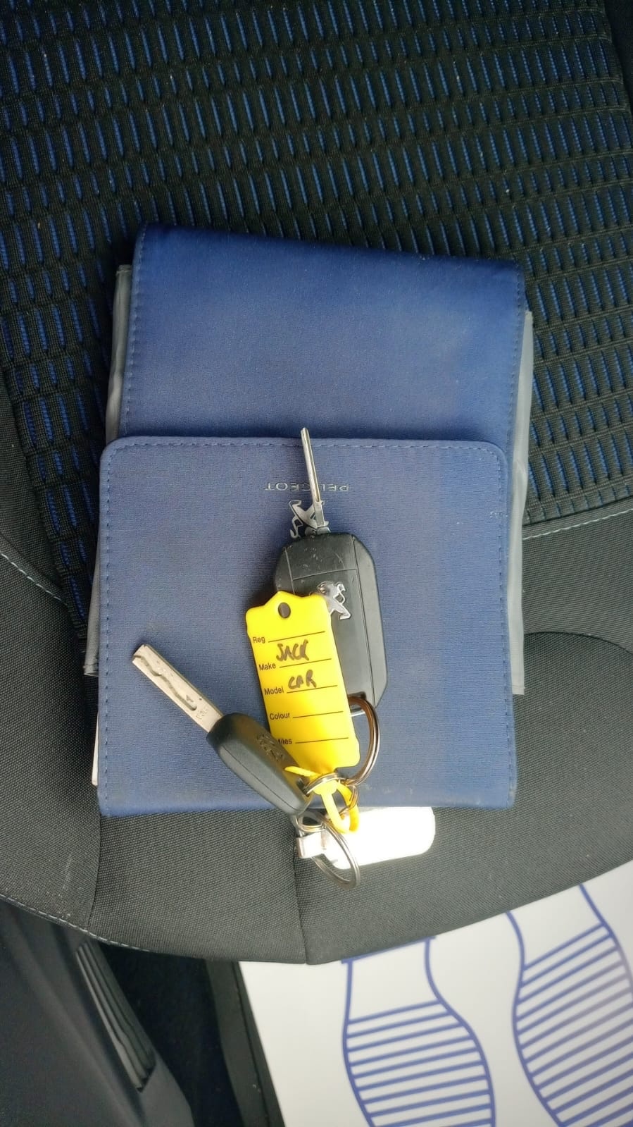 Used Peugeot 208 2014 for sale - 77984326: Photo 16